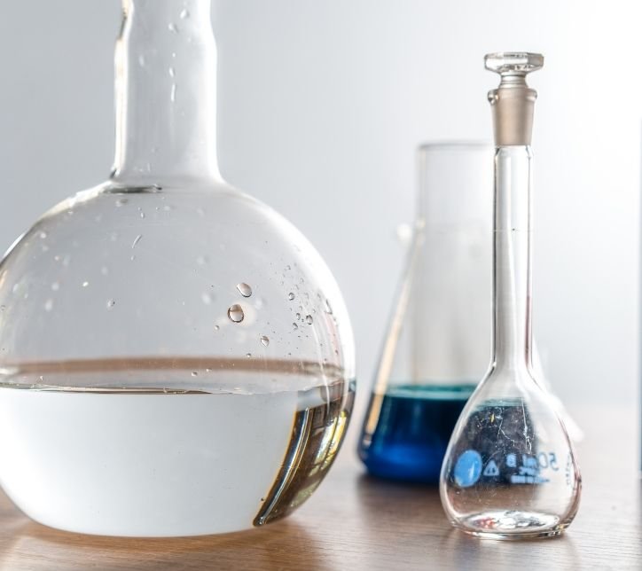 Toxic substances and trace elements in water